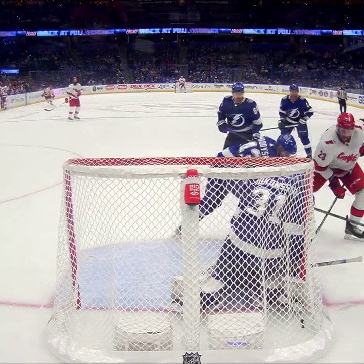 Bally In His 300Th Career Game Noesen Scores To Put The Hurricanes Up