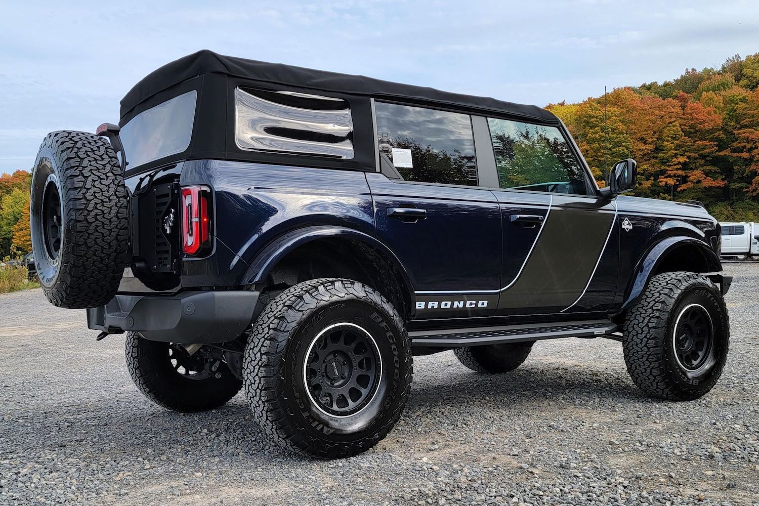 Bronco 2025 Soft Top Akira Vansmit