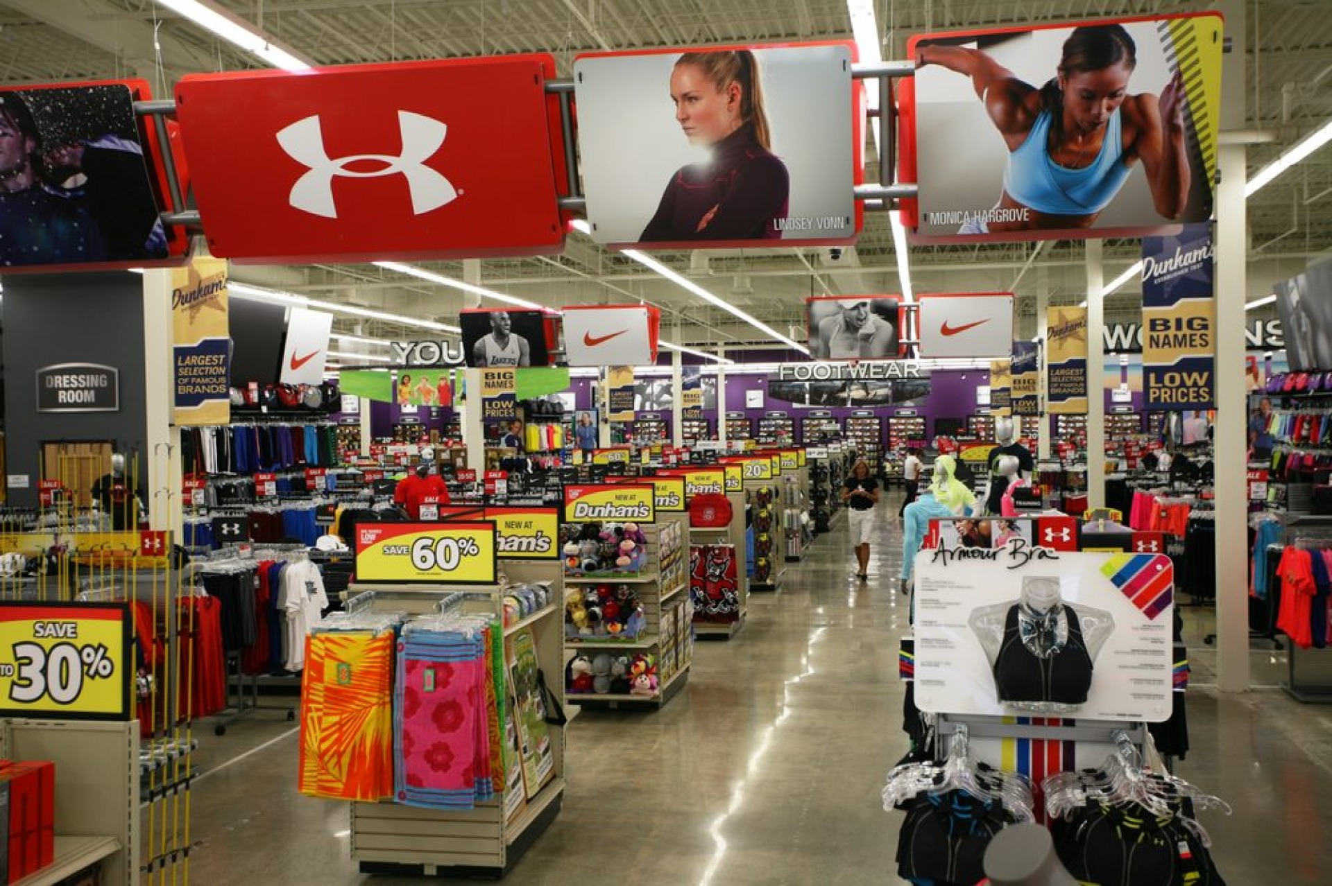 Dunham's Sports East Lansing: Location & Store Hours Guide