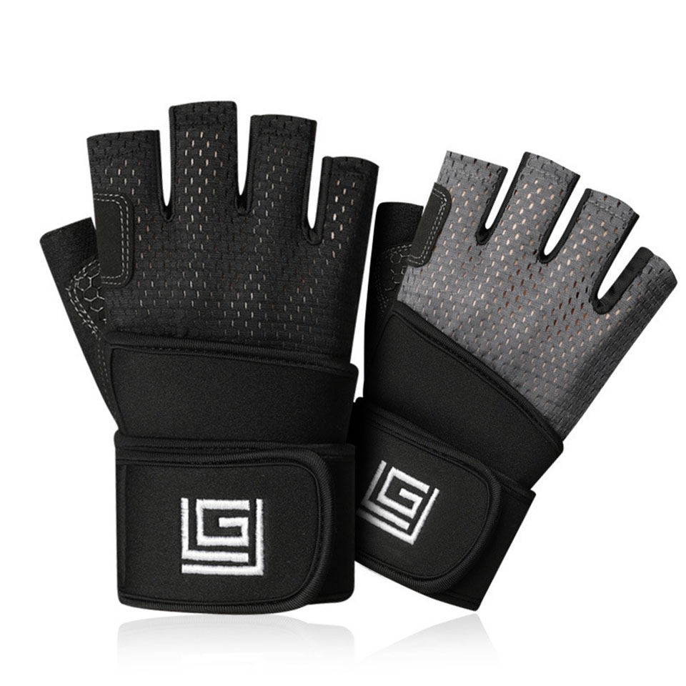 Fingerless Gloves: Top Sports Picks for Grip & Comfort