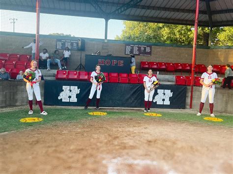 Lady Cats Hope Experience Mixed With A Little Youth Is Recipe For