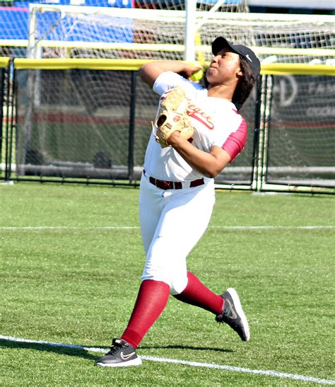 Photo Gallery College Softball At Sports Force Parks The Vicksburg Photo Gallery College Softball At Sports Force Parks The Vicksburg