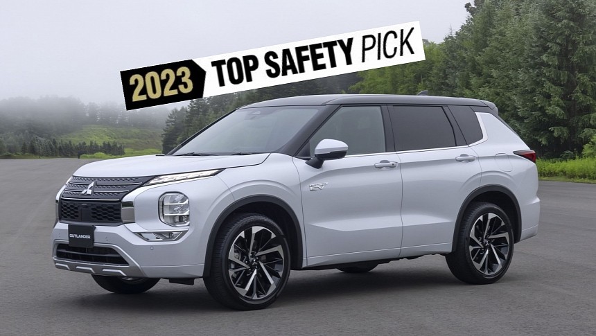 Redesigned 2023 Mitsubishi Outlander Plug In Hybrid Earns Iihs Top