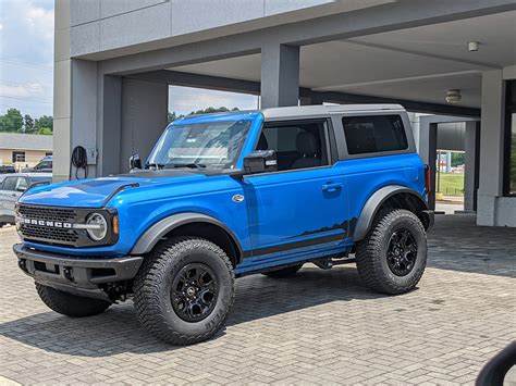 Wildtrak Bronco 2 Door In Velocity Blue And Full Graphics Decals